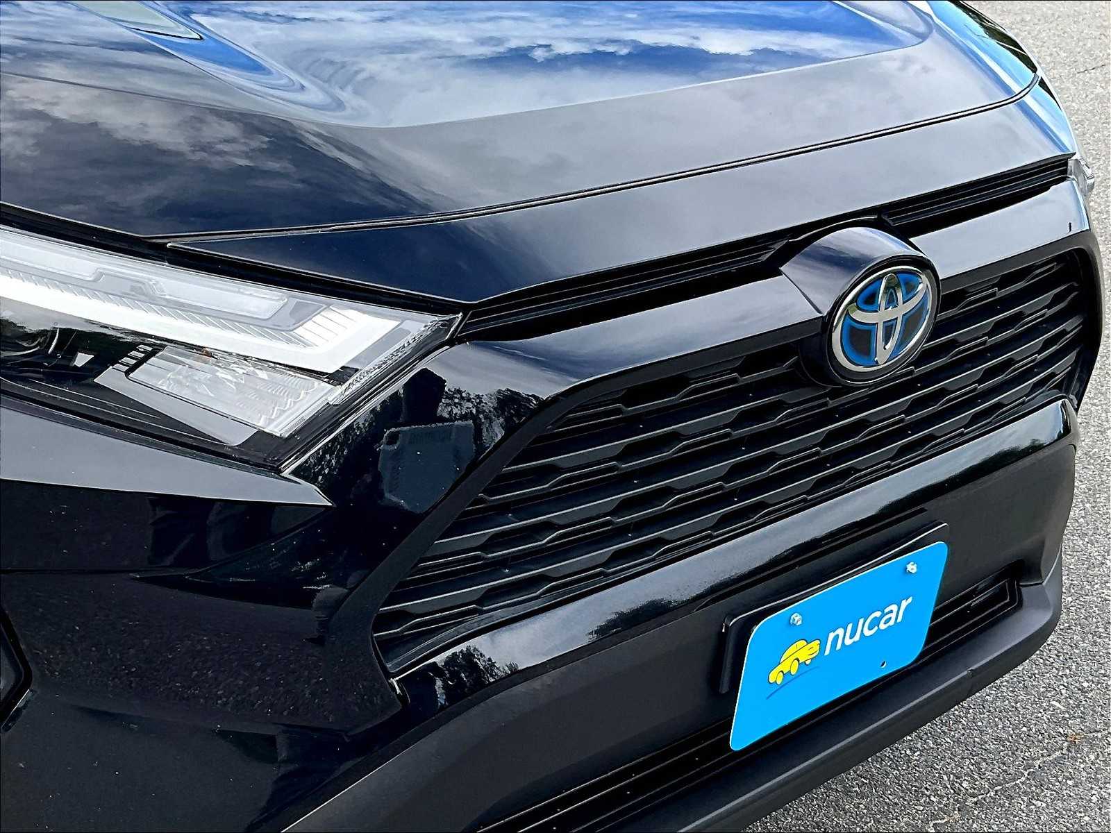 2022 Toyota RAV4 Hybrid XLE Premium - Photo 32