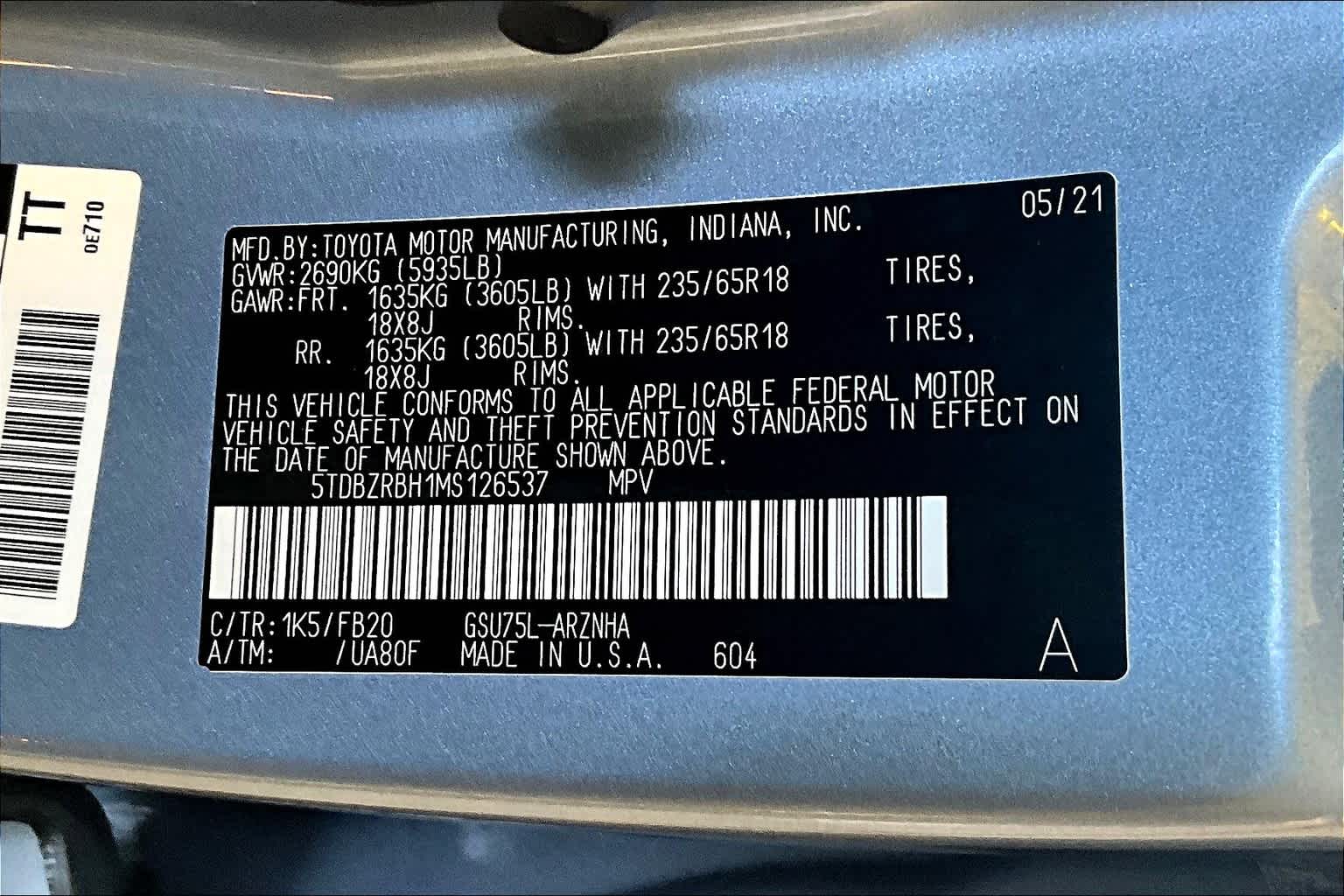 2021 Toyota Highlander LE - Photo 37