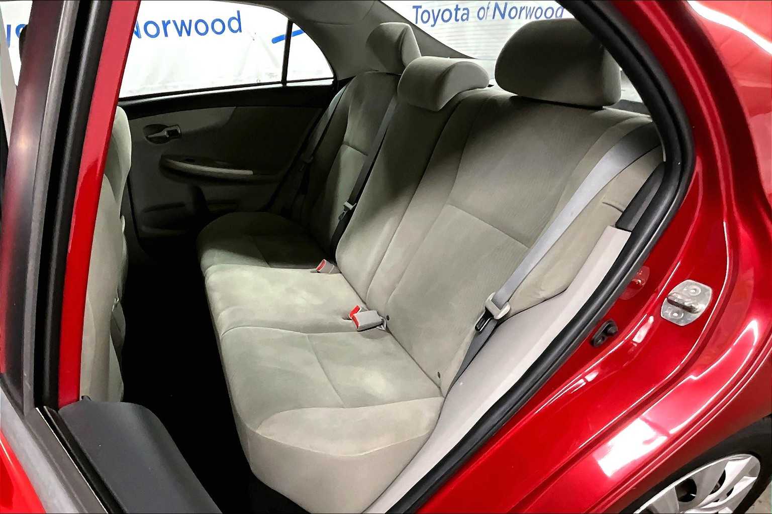 2012 Toyota Corolla LE - Photo 15