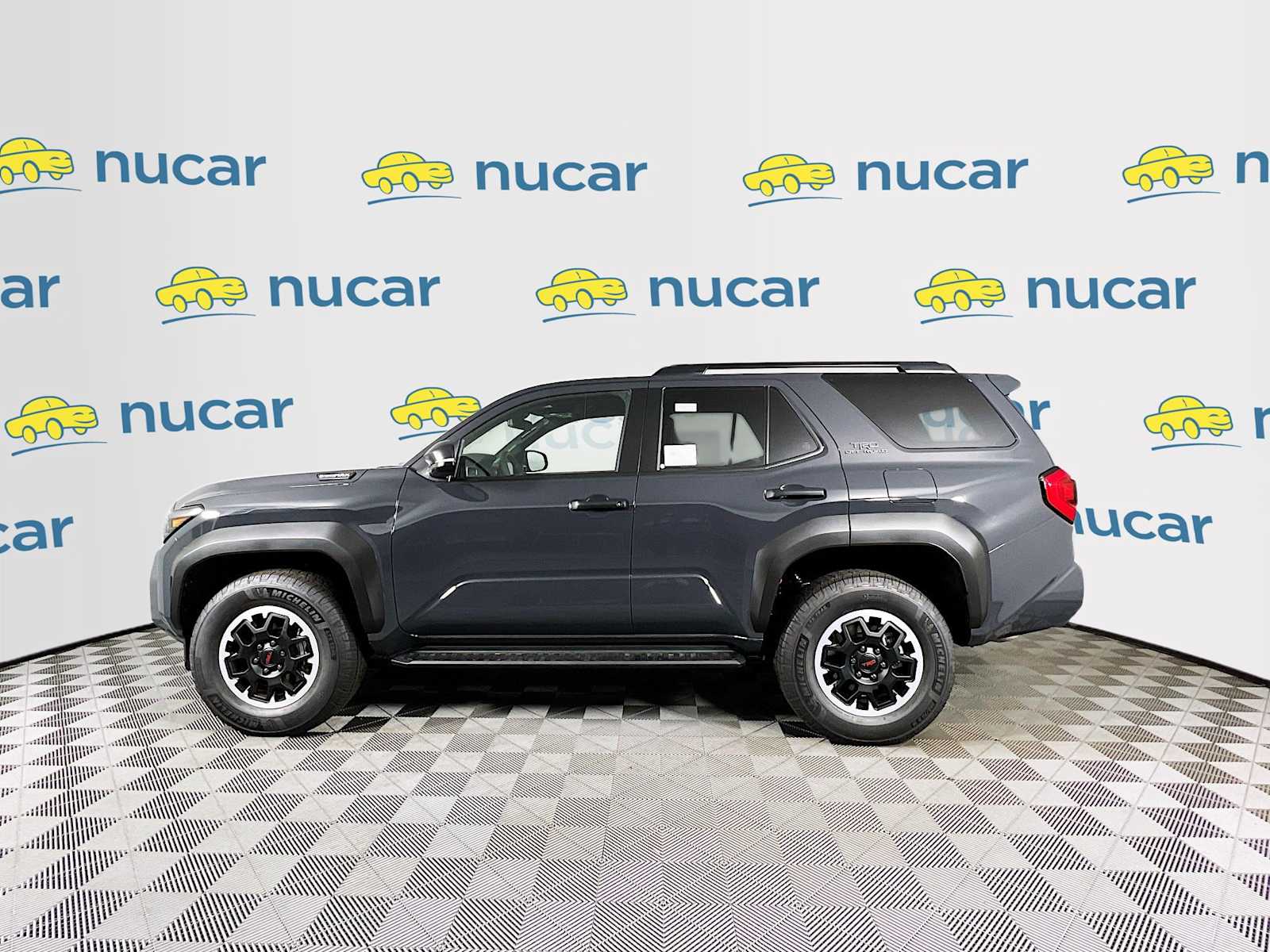 2025 Toyota 4Runner Hybrid TRD Off Road - Photo 3