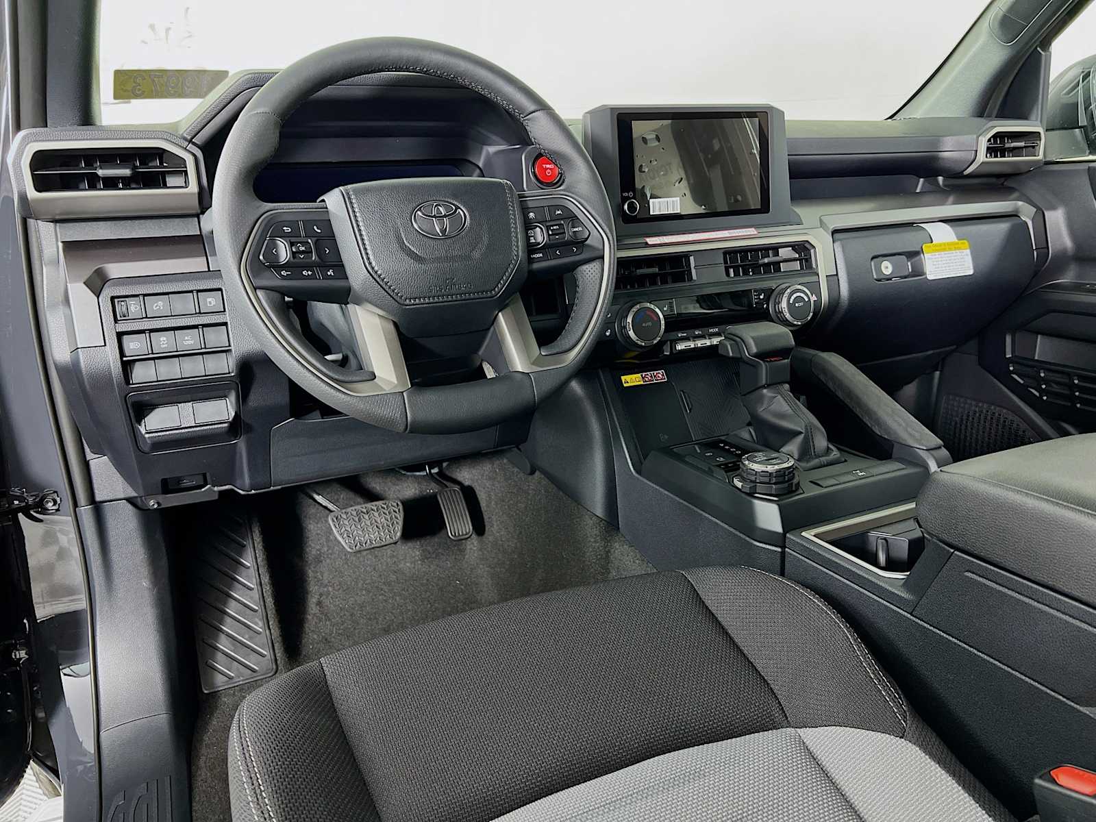 2025 Toyota 4Runner Hybrid TRD Off Road - Photo 6
