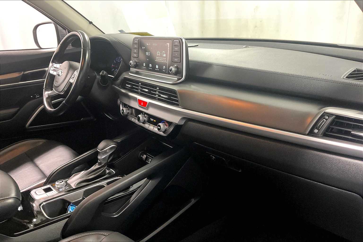 2020 Kia Telluride LX - Photo 14