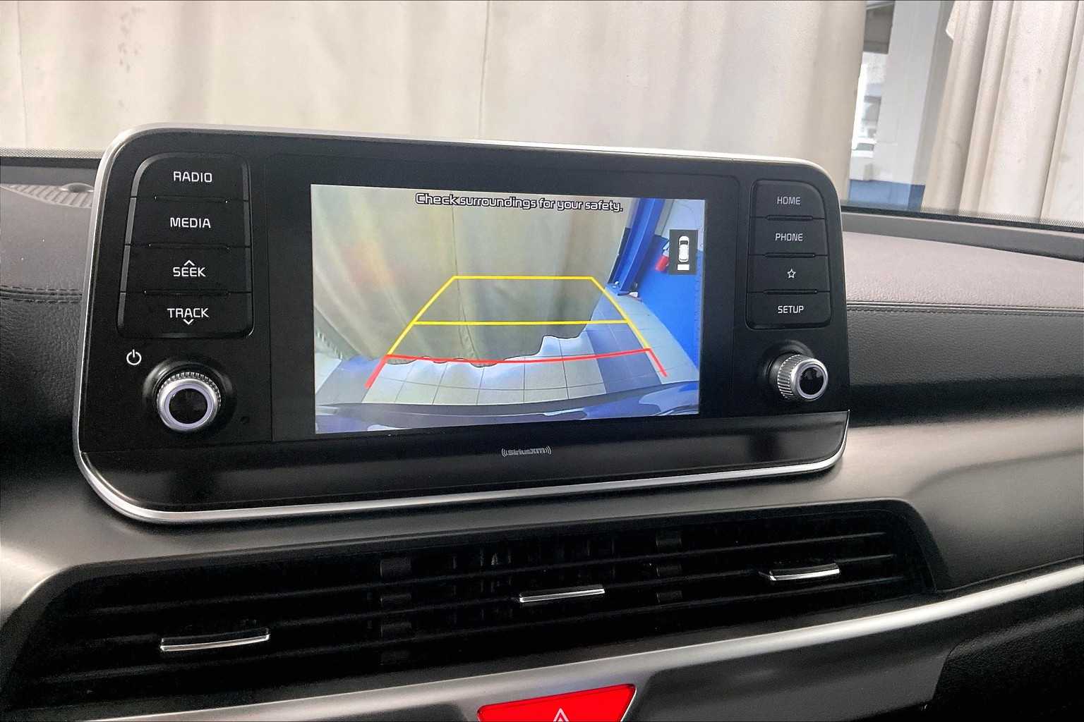 2020 Kia Telluride LX - Photo 19