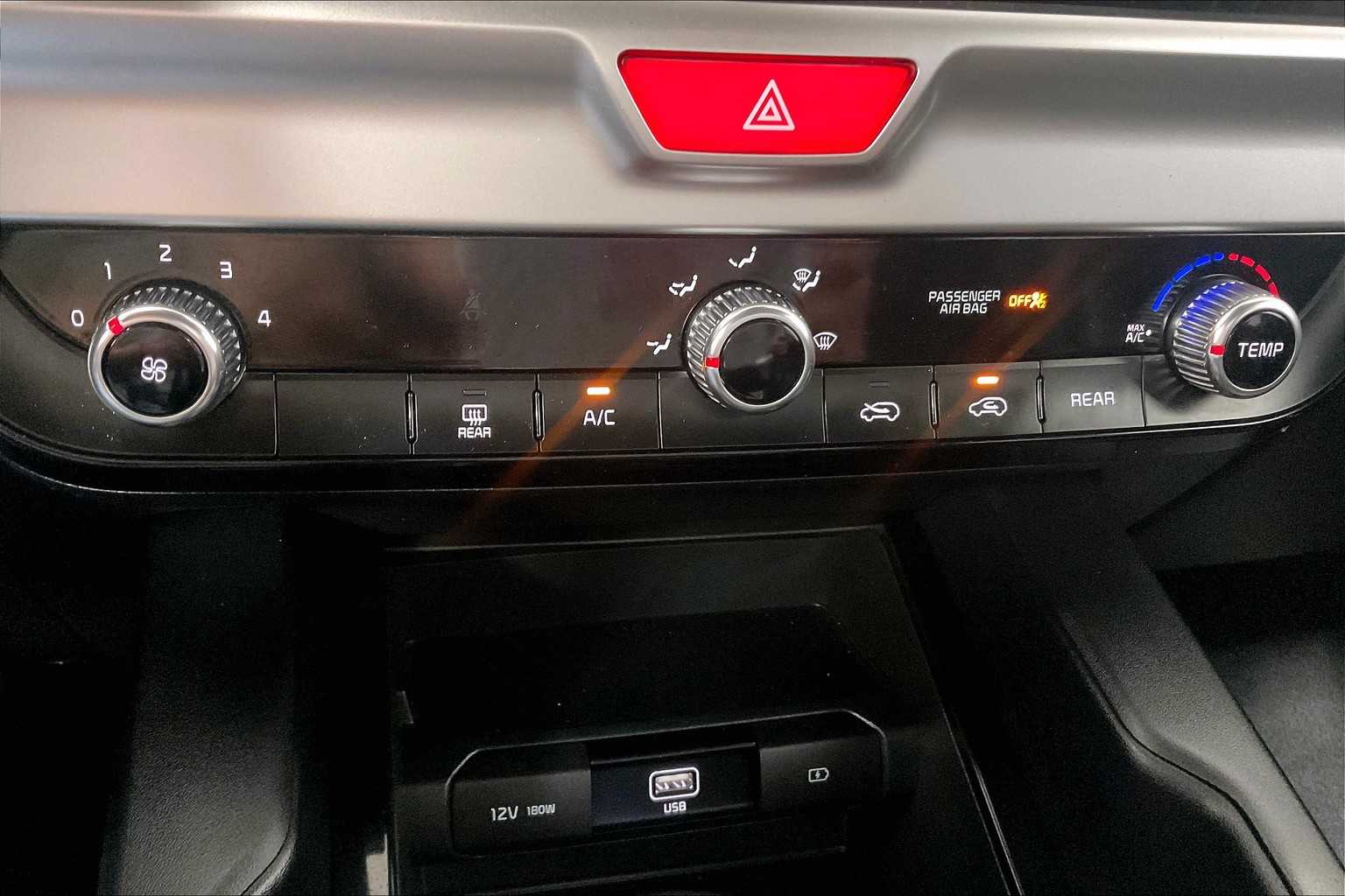 2020 Kia Telluride LX - Photo 25