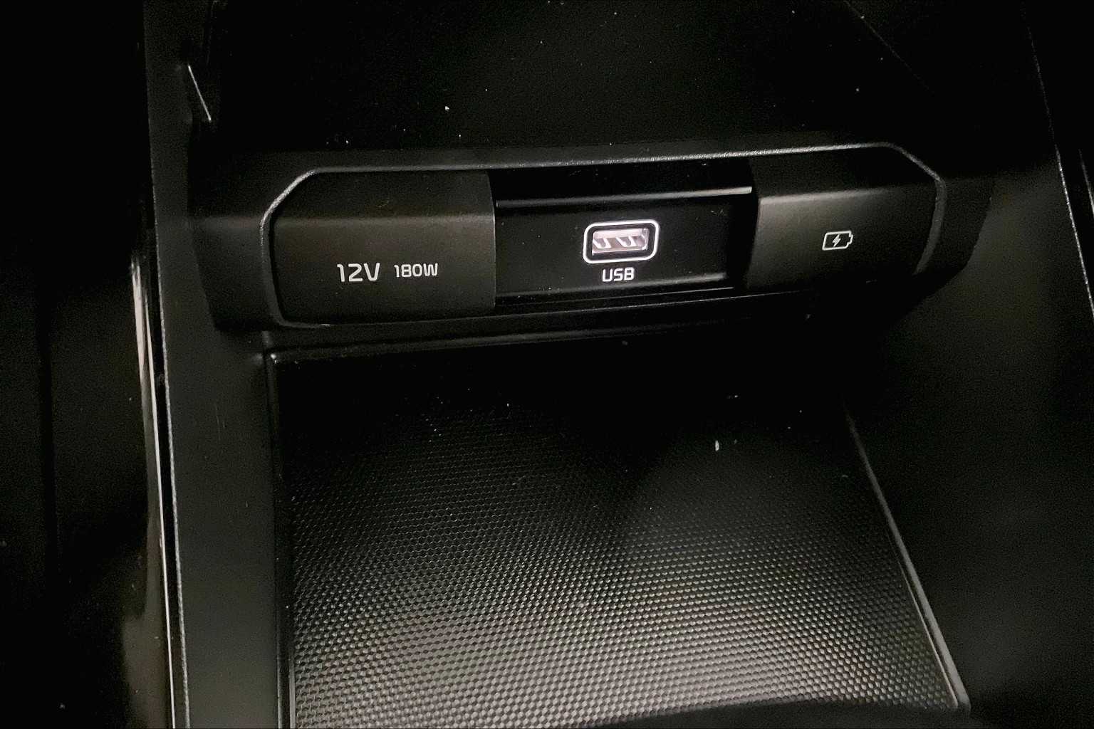 2020 Kia Telluride LX - Photo 26