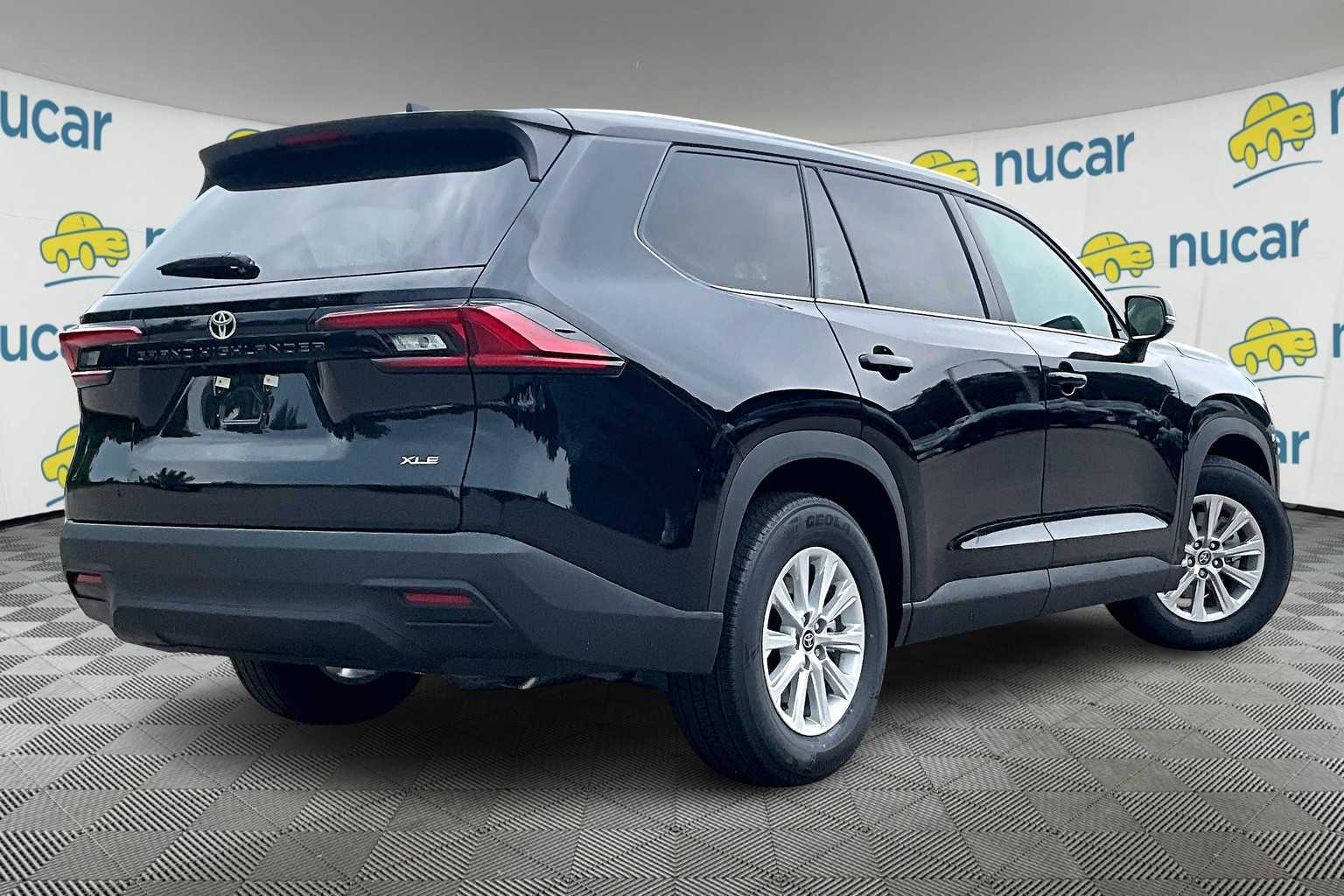 2025 Toyota Grand Highlander XLE - Photo 7
