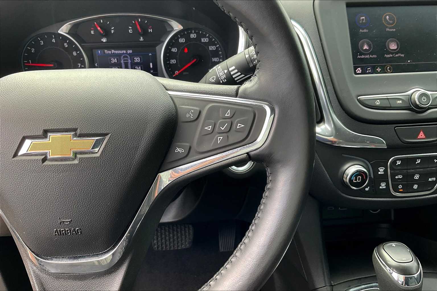 2020 Chevrolet Equinox LT - Photo 24