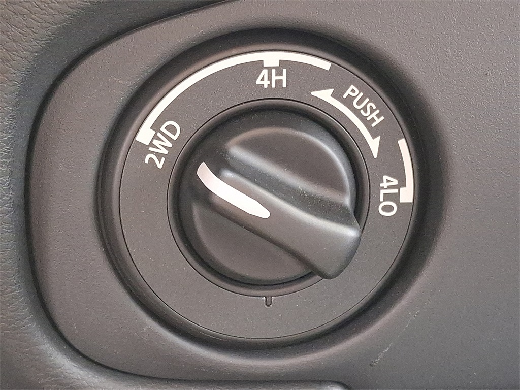 2024 Nissan Frontier S - Photo 22