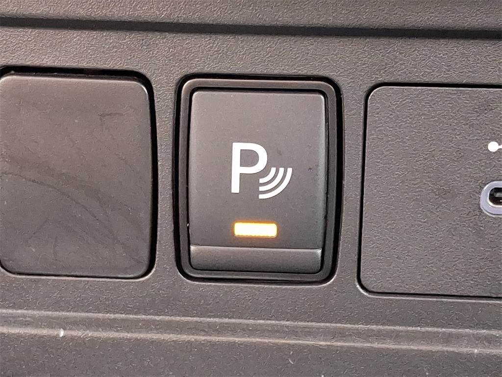 2024 Nissan Frontier S - Photo 23