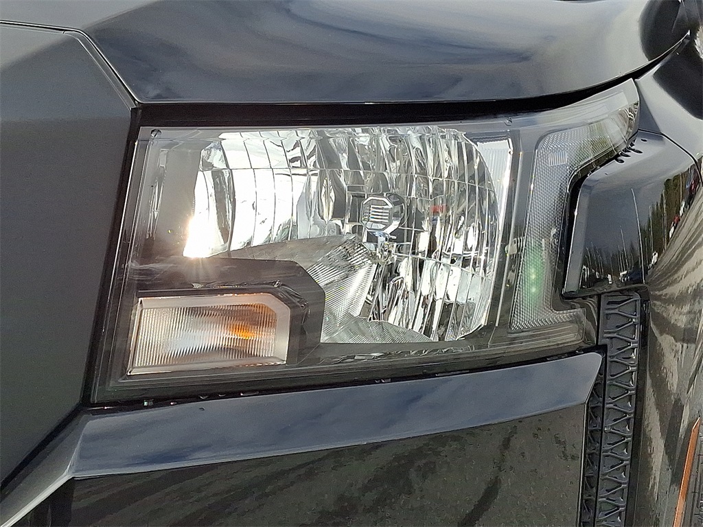 2024 Nissan Frontier S - Photo 10