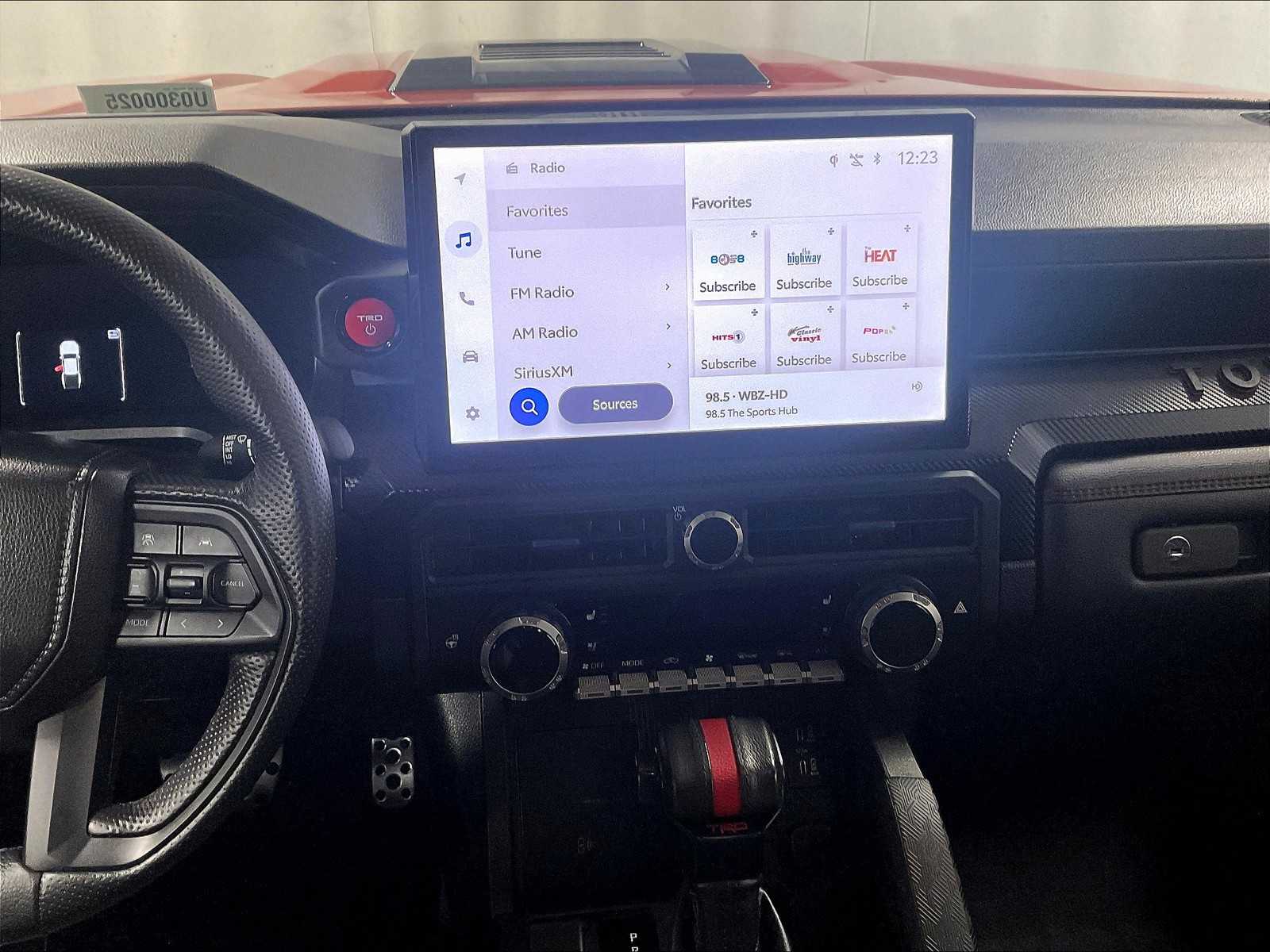 2024 Toyota Tacoma TRD Pro Hybrid - Photo 18