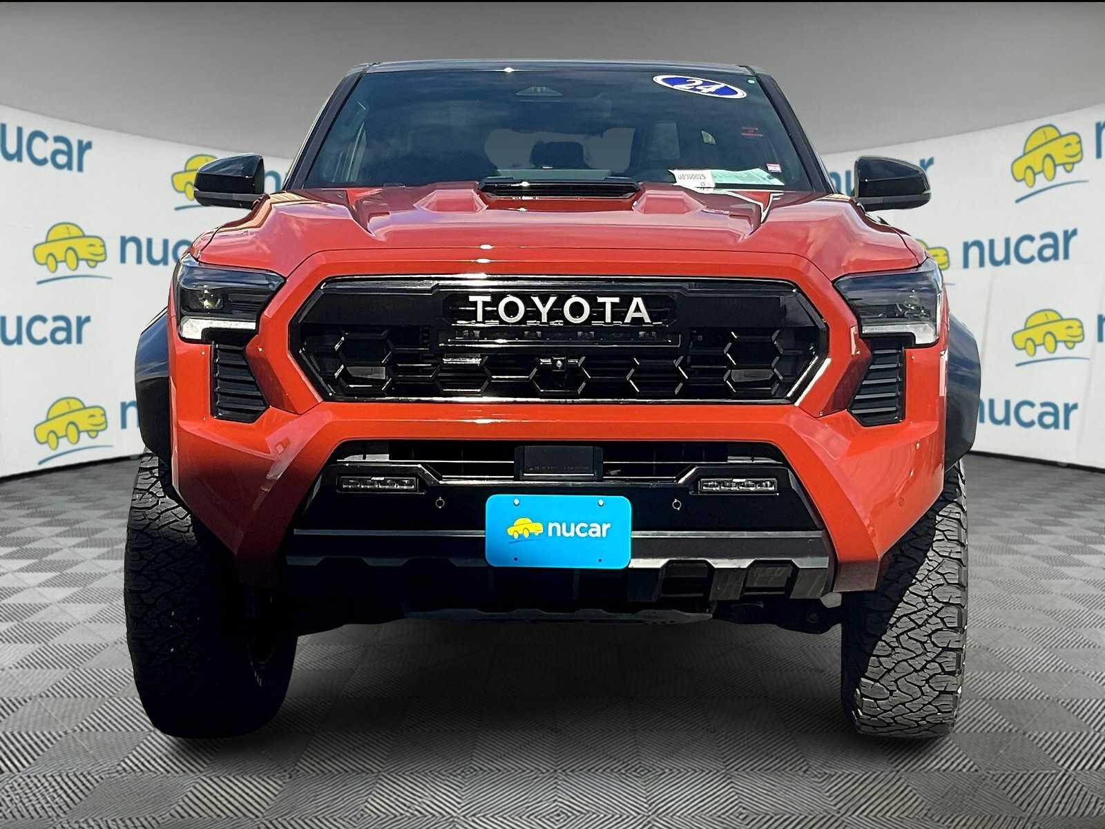 2024 Toyota Tacoma TRD Pro Hybrid - Photo 2