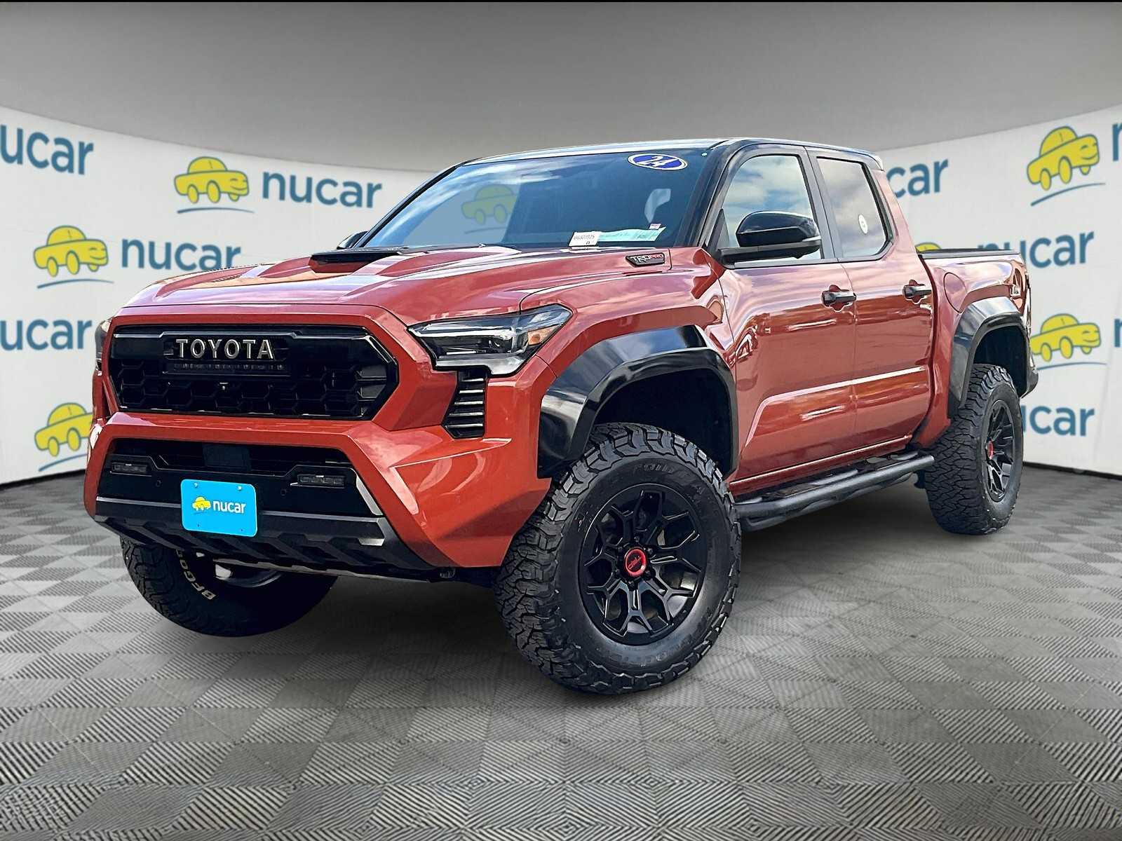 2024 Toyota Tacoma TRD Pro Hybrid - Photo 3