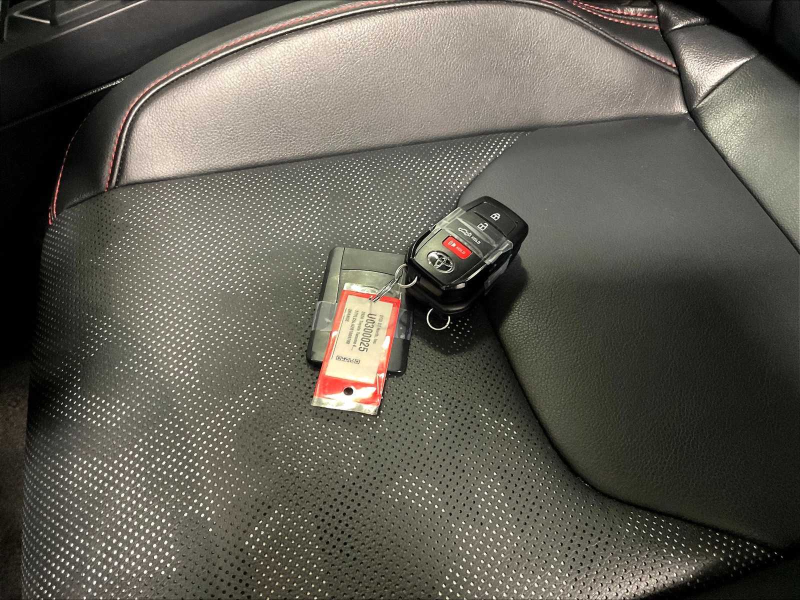 2024 Toyota Tacoma TRD Pro Hybrid - Photo 31