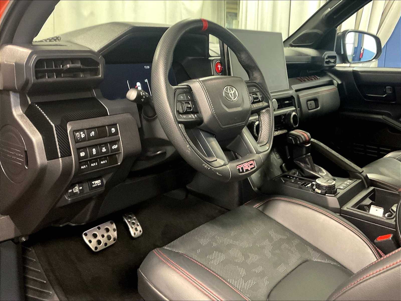 2024 Toyota Tacoma TRD Pro Hybrid - Photo 8