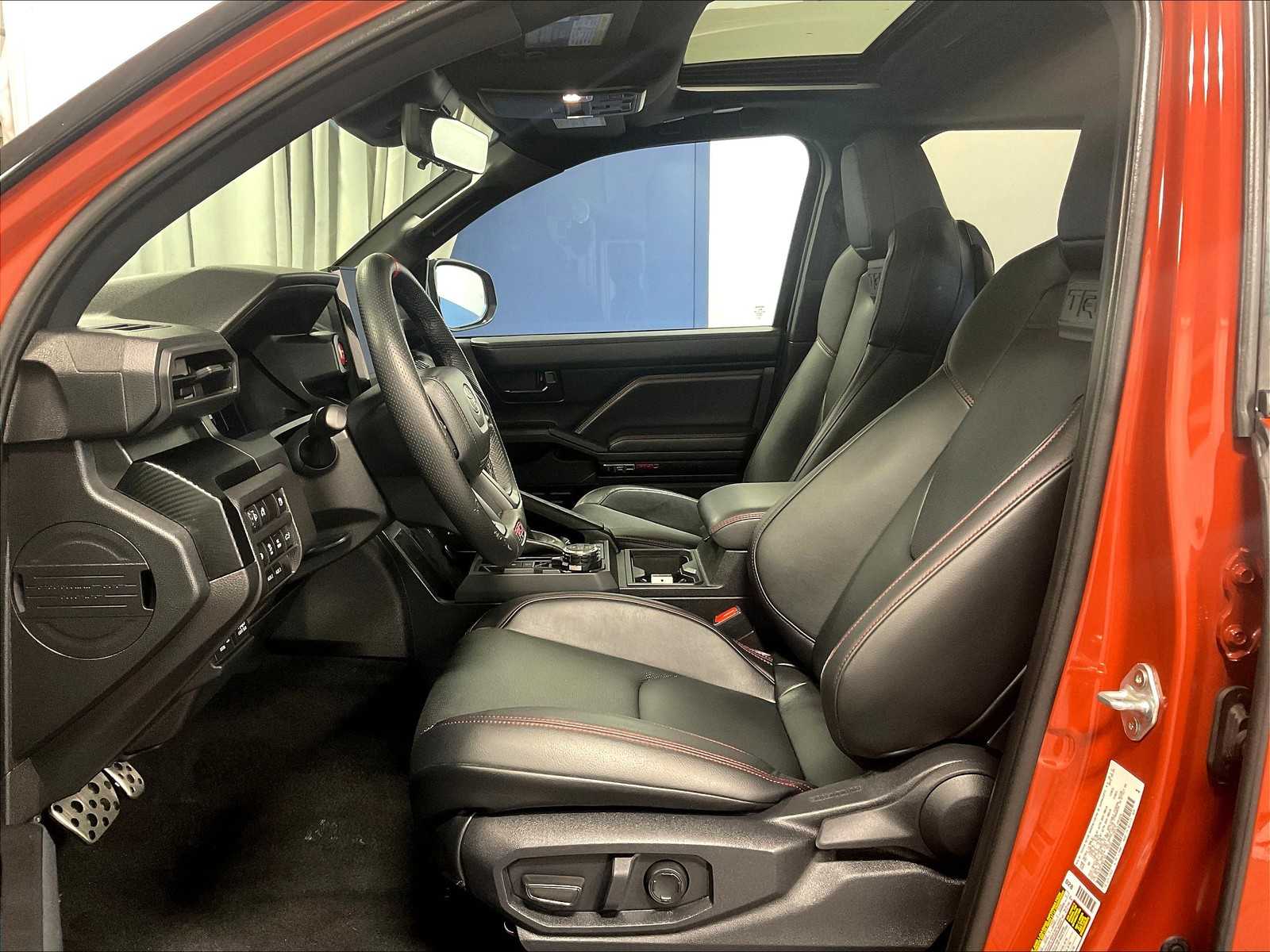 2024 Toyota Tacoma TRD Pro Hybrid - Photo 10