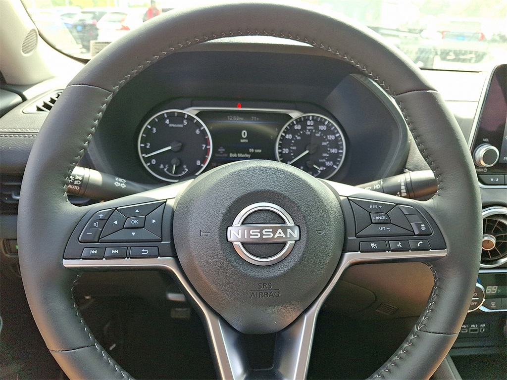 2025 Nissan Sentra SV - Photo 14