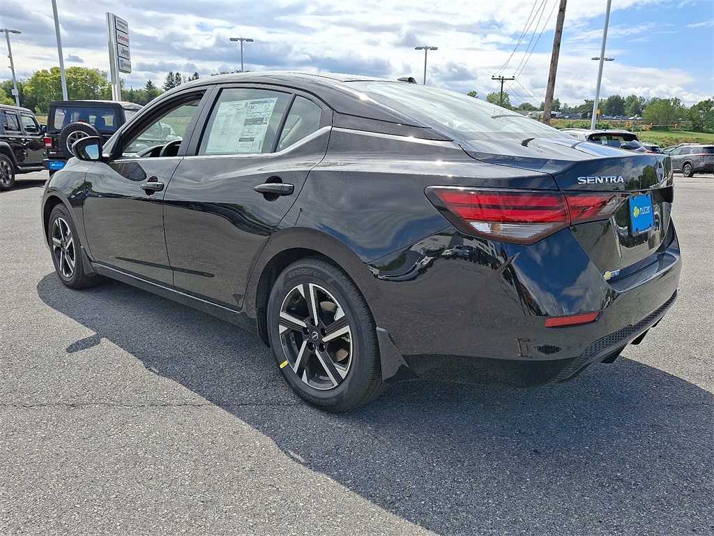 2025 Nissan Sentra SV - Photo 3