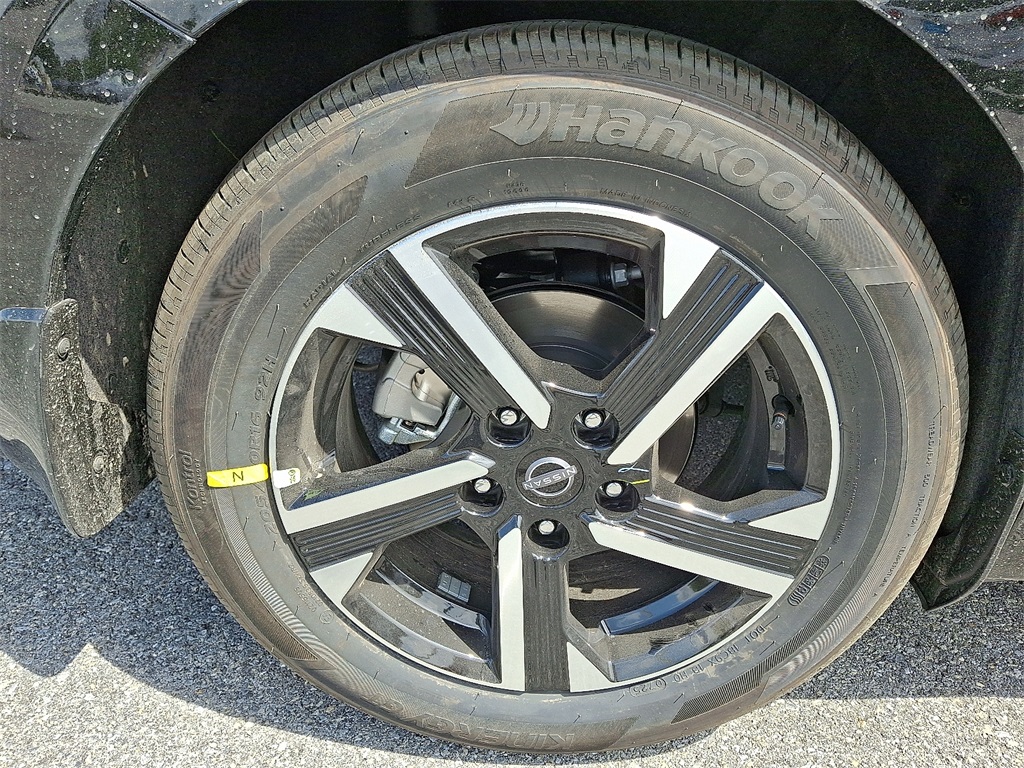 2025 Nissan Sentra SV - Photo 5