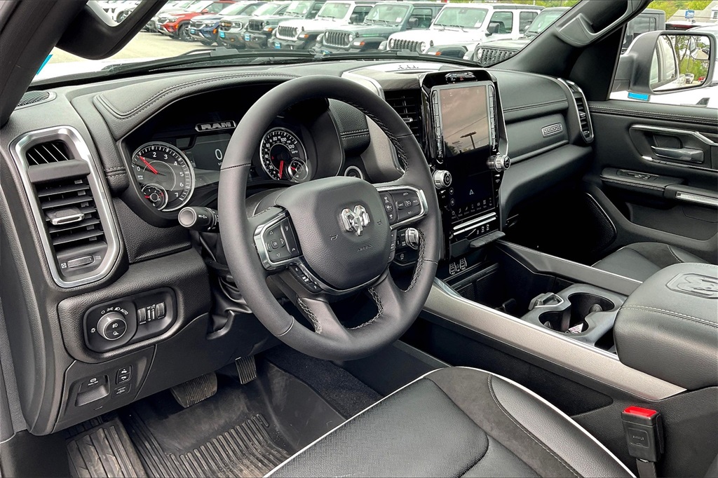 2025 Ram 1500 Laramie - Photo 8