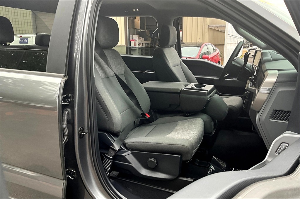 2023 Ford F-150 XLT - Photo 11