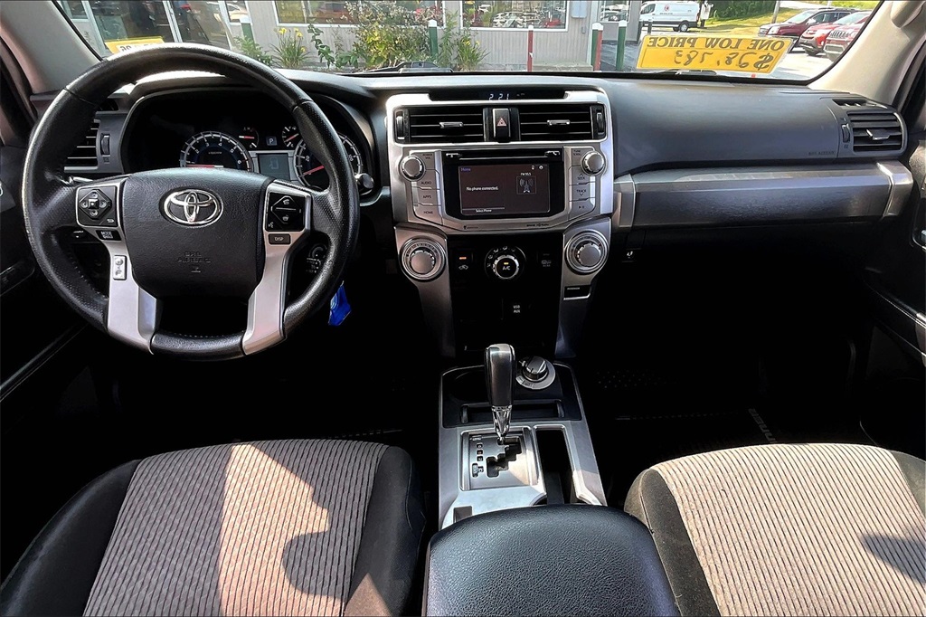 2018 Toyota 4Runner SR5 - Photo 22