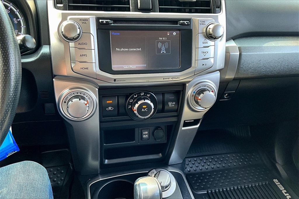 2018 Toyota 4Runner SR5 - Photo 27