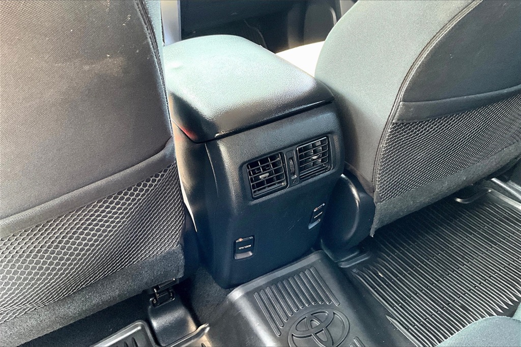 2018 Toyota 4Runner SR5 - Photo 29