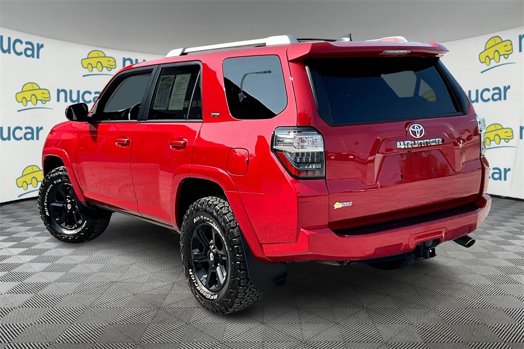 2018 Toyota 4Runner SR5 - Photo 4