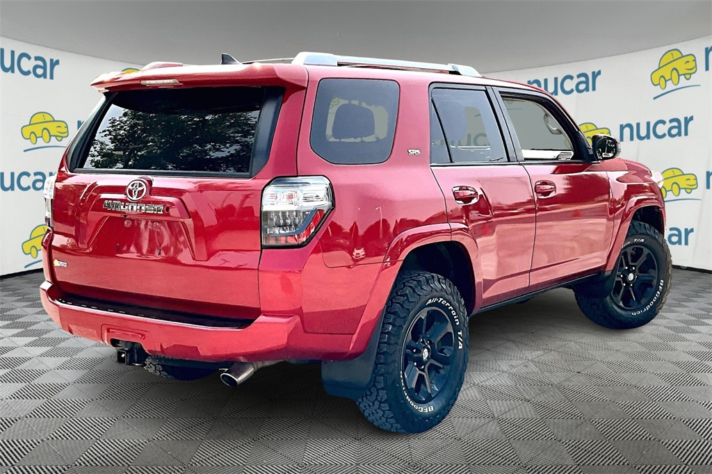 2018 Toyota 4Runner SR5 - Photo 6