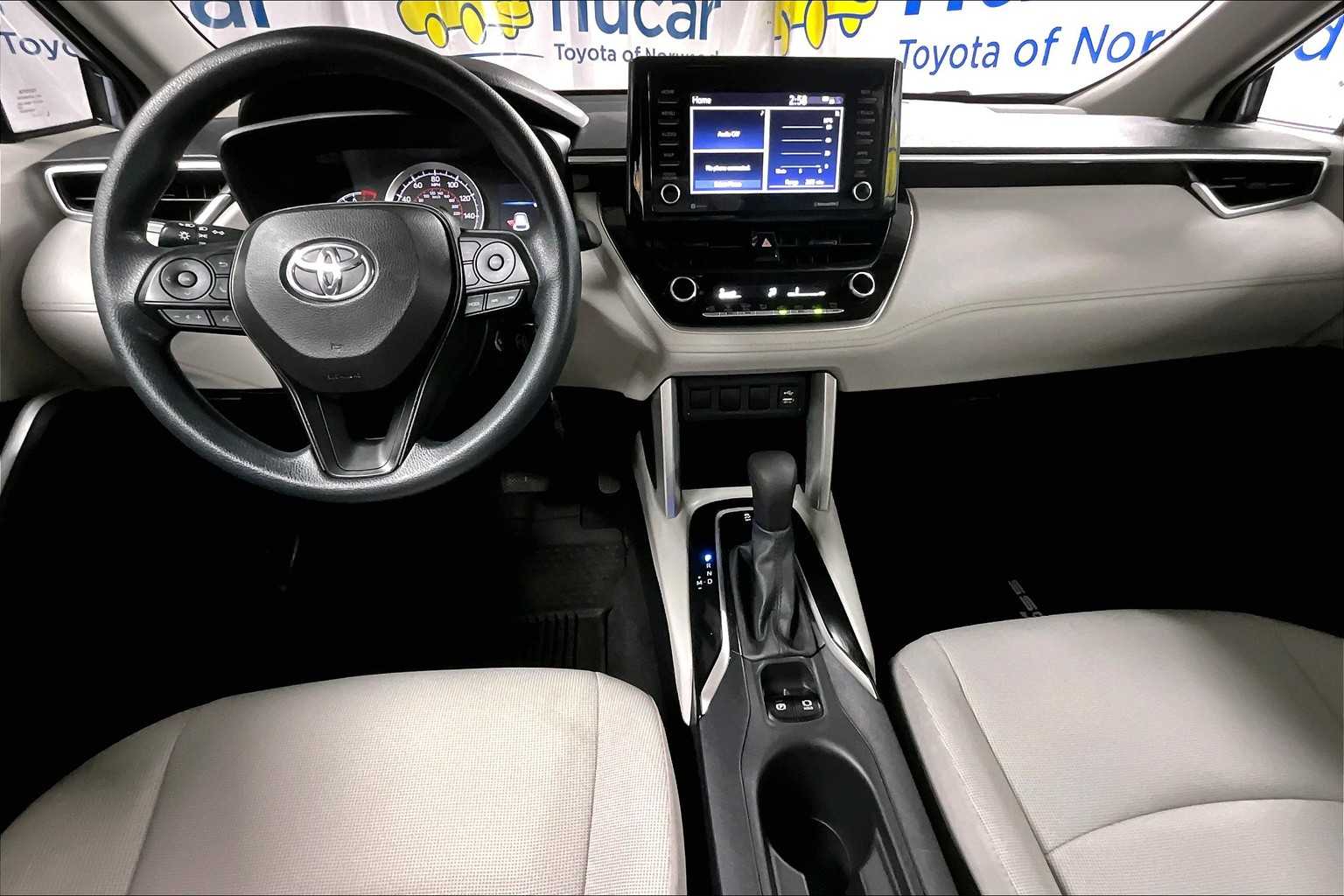 2022 Toyota Corolla Cross L - Photo 21