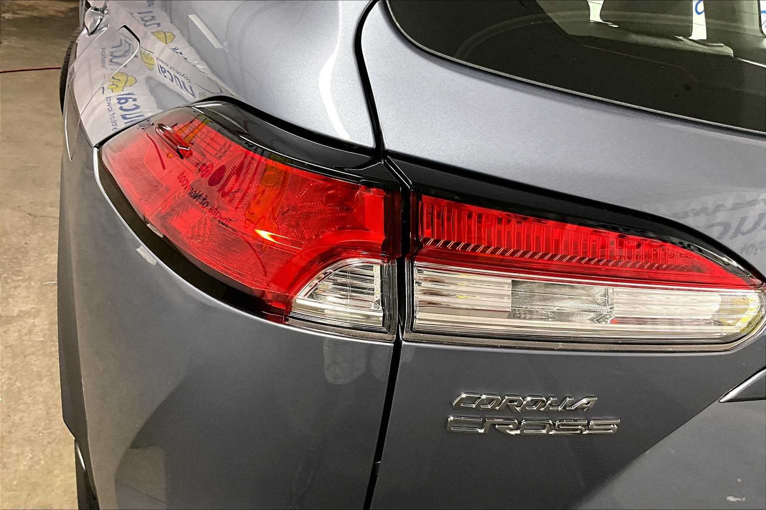 2022 Toyota Corolla Cross L - Photo 33
