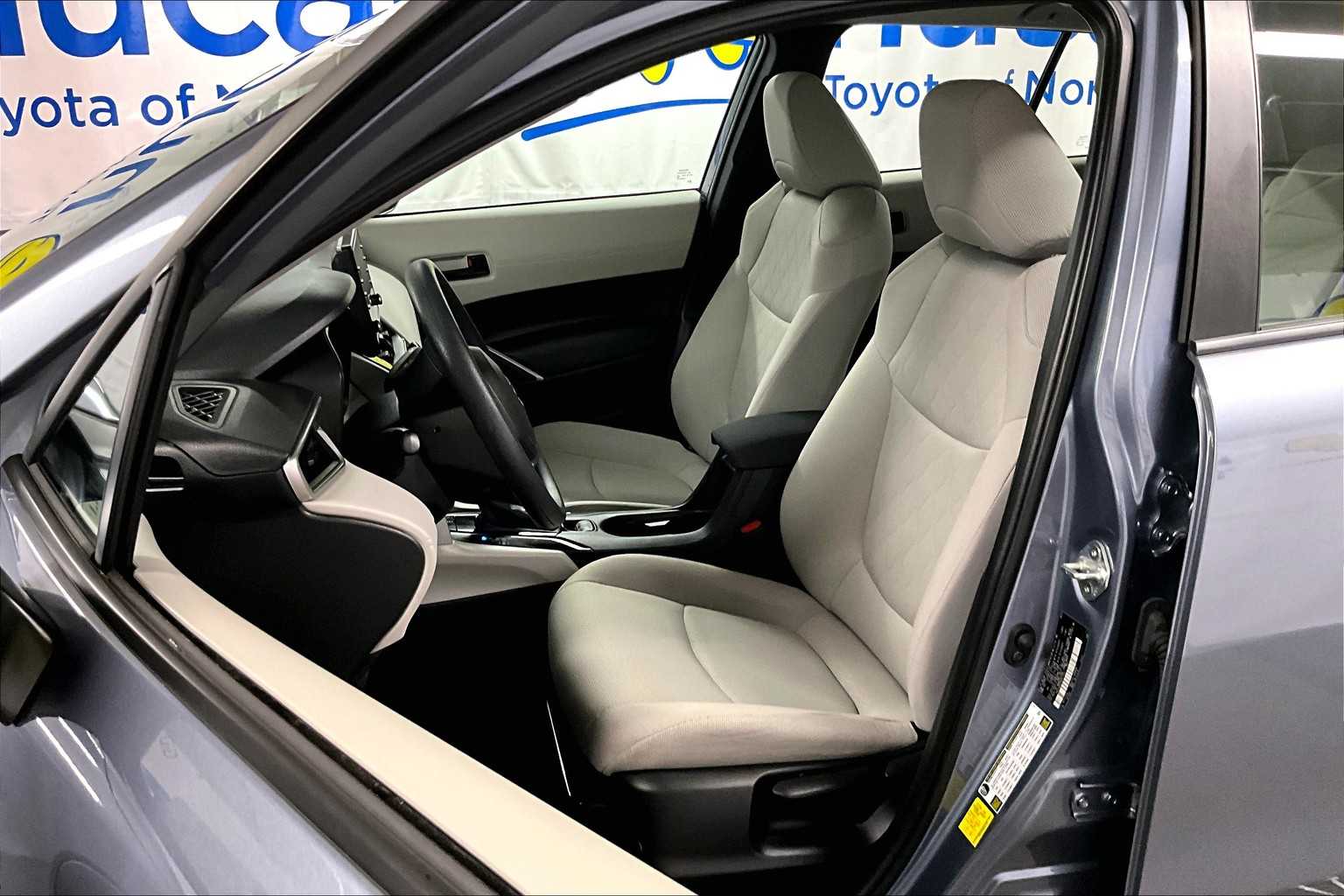 2022 Toyota Corolla Cross L - Photo 10