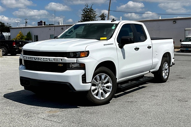 2022 Chevrolet Silverado 1500 LTD Custom - Photo 2