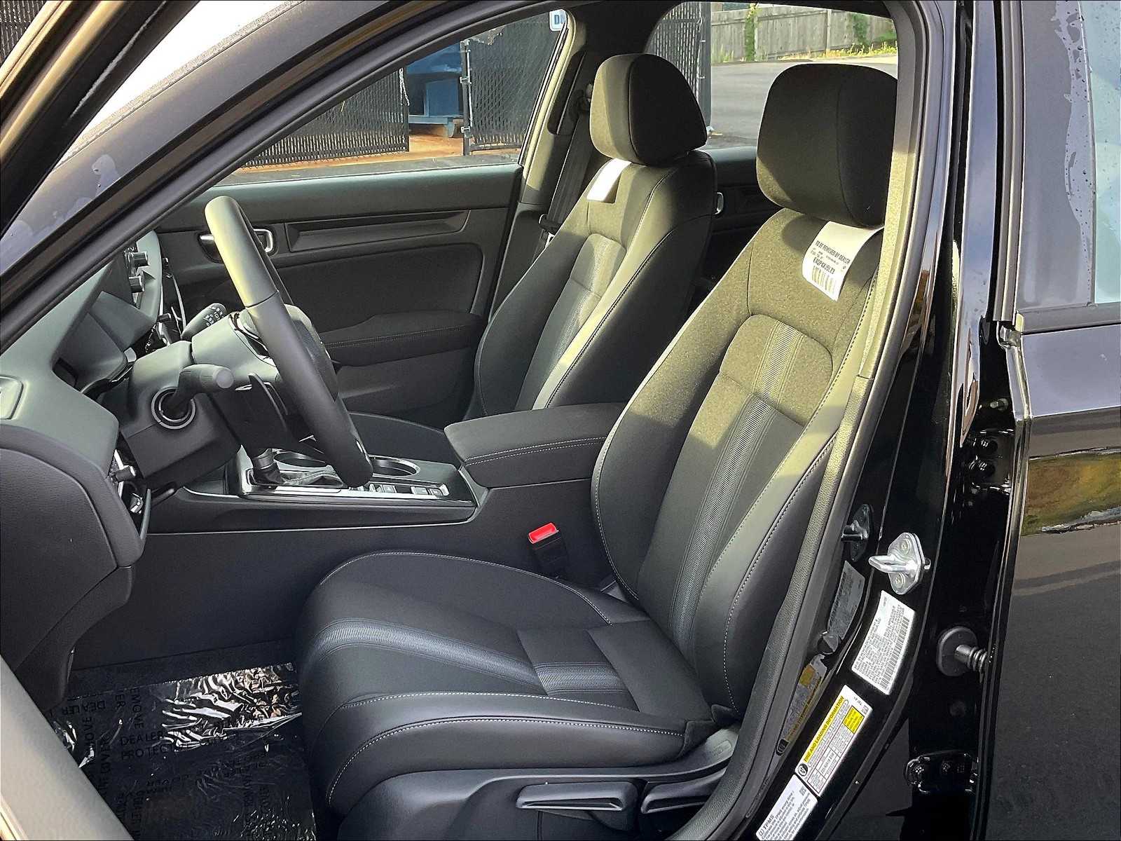 2026 Honda Civic Hatchback Sport - Photo 11