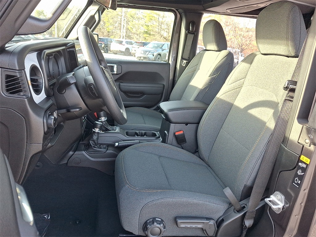 2026 Jeep Wrangler Sport - Photo 9