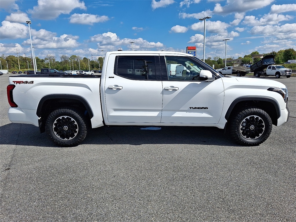 2022 Toyota Tundra SR5 - Photo 8