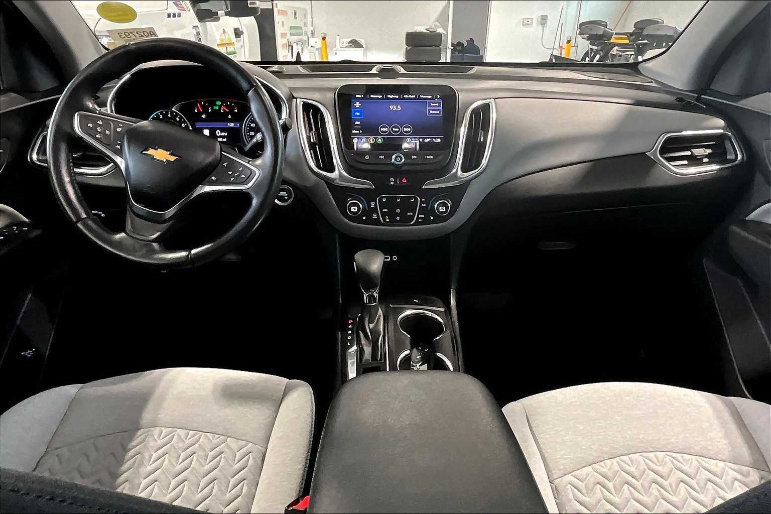 2022 Chevrolet Equinox LT - Photo 21