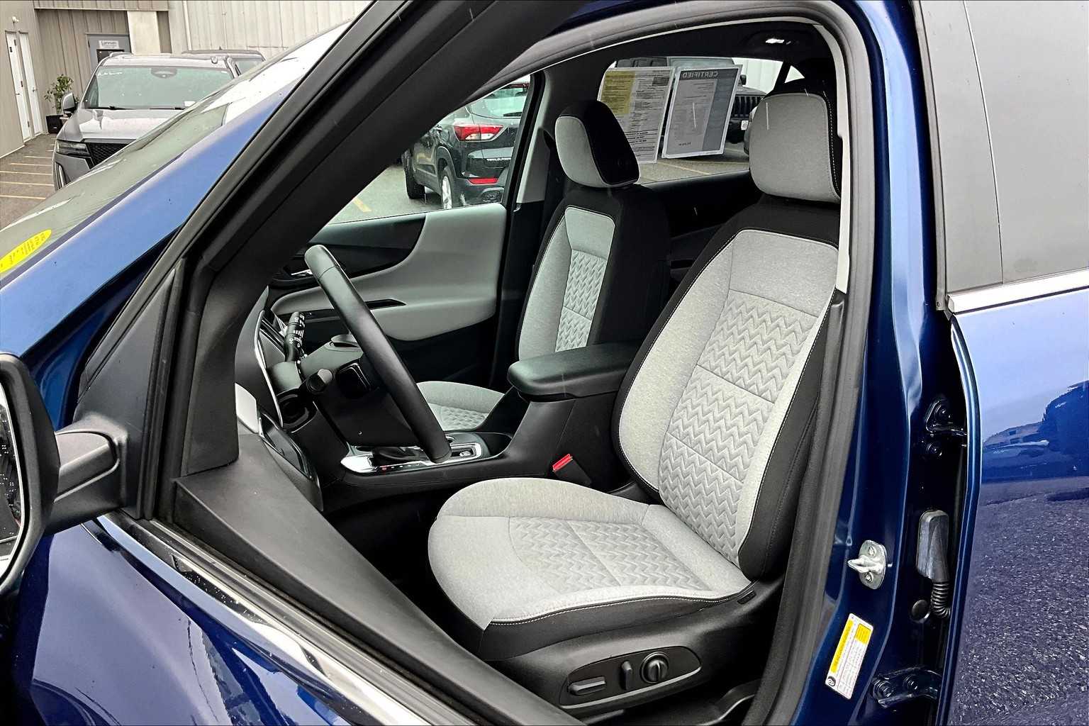 2022 Chevrolet Equinox LT - Photo 10