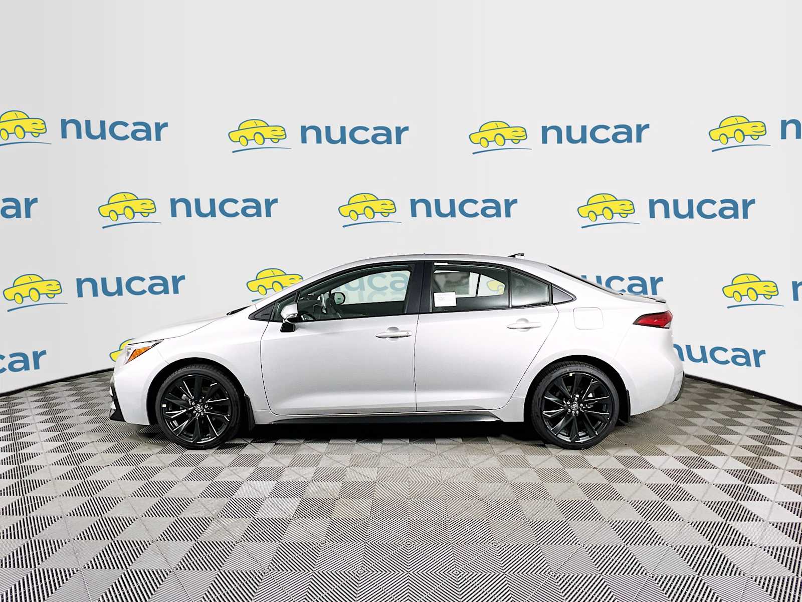 2025 Toyota Corolla XSE - Photo 3