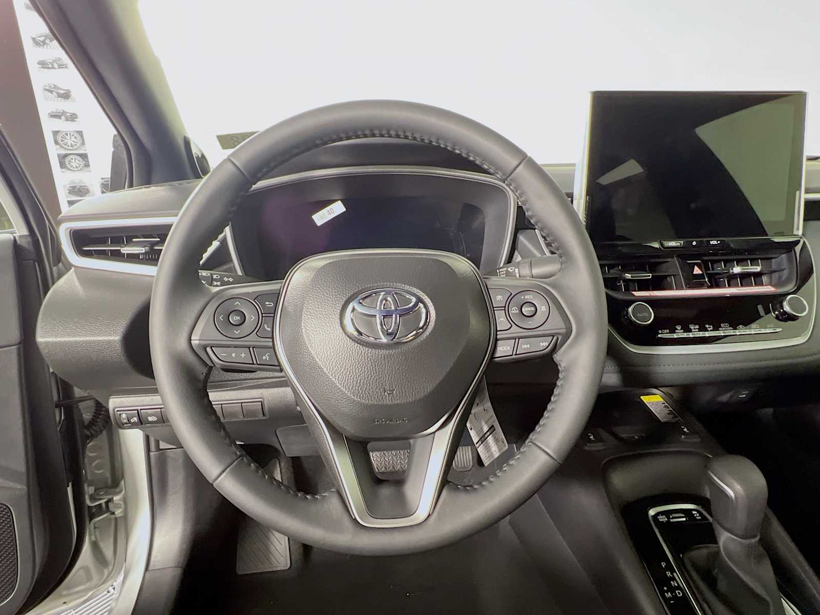 2025 Toyota Corolla XSE - Photo 7