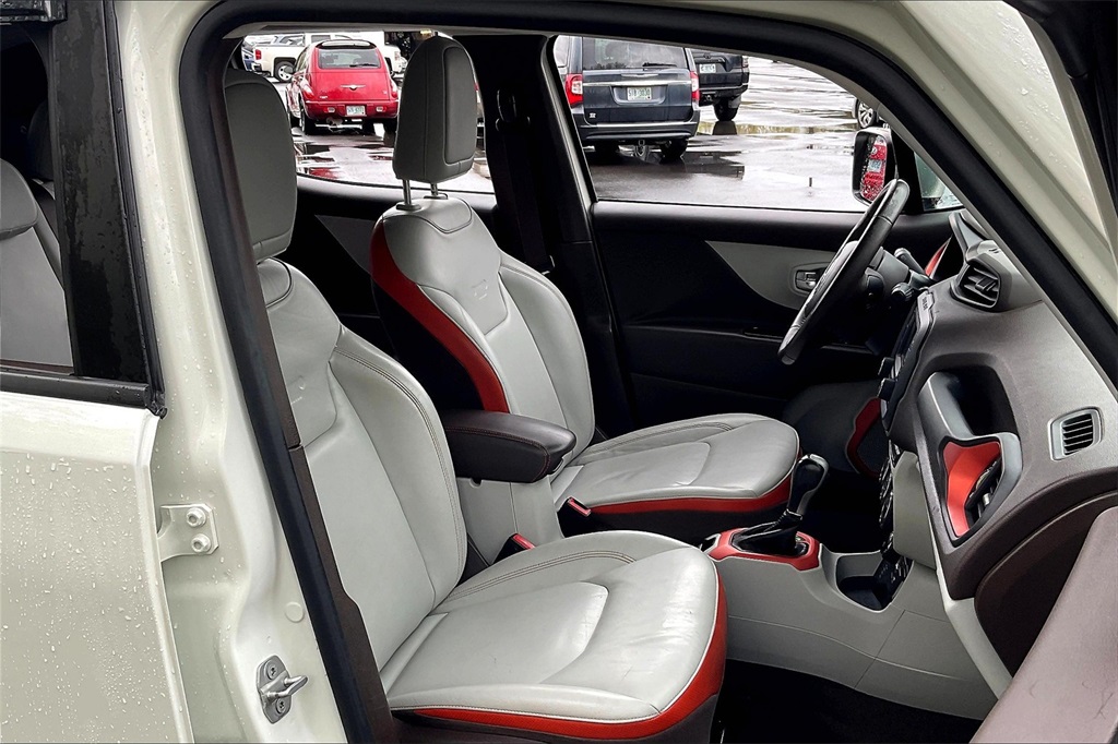 2015 Jeep Renegade Limited - Photo 11