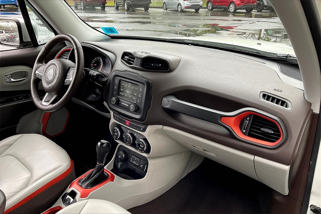 2015 Jeep Renegade Limited - Photo 13