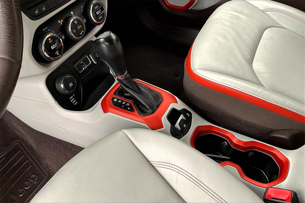 2015 Jeep Renegade Limited - Photo 19