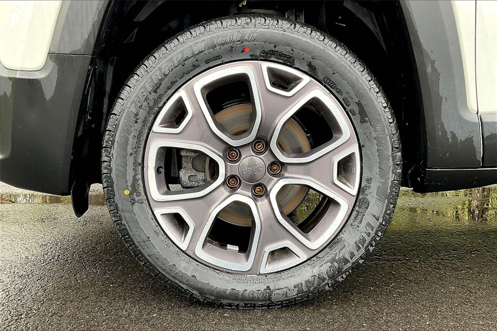 2015 Jeep Renegade Limited - Photo 21
