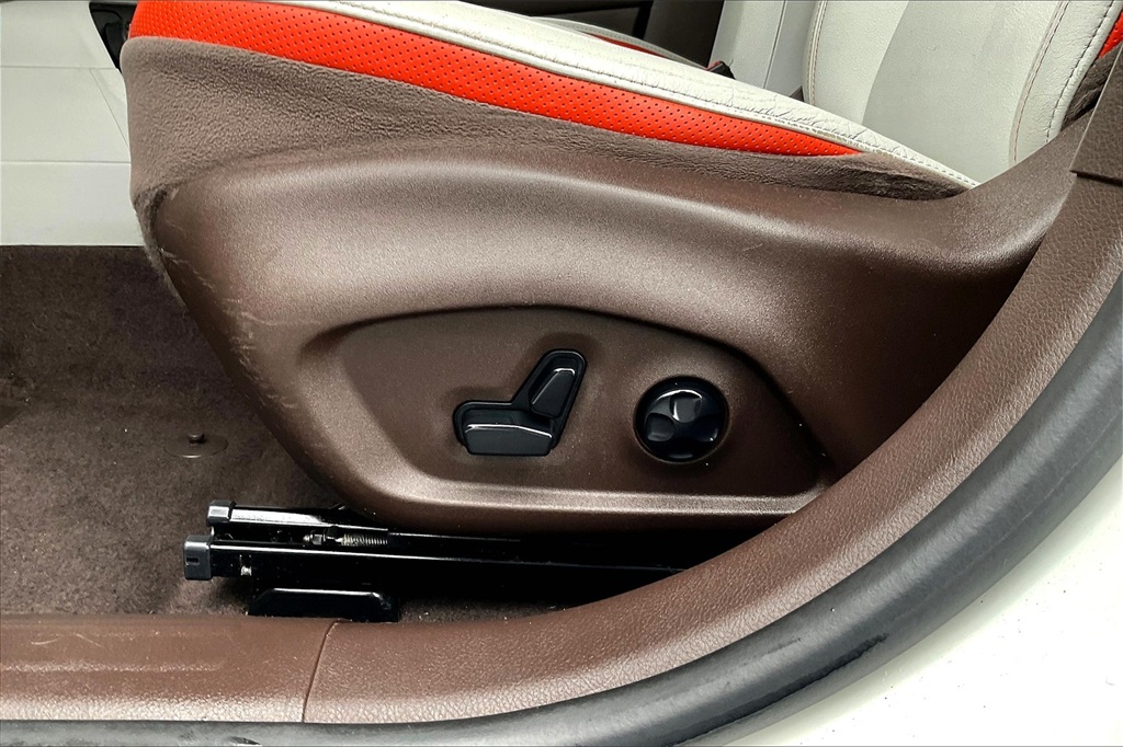 2015 Jeep Renegade Limited - Photo 27
