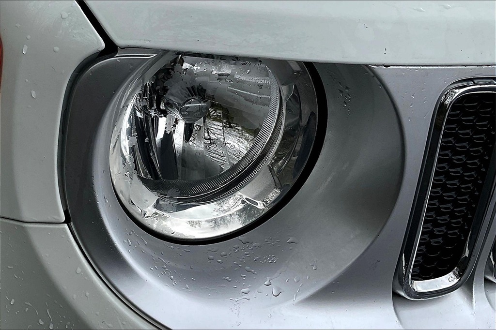 2015 Jeep Renegade Limited - Photo 29
