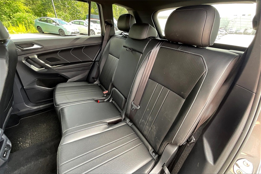 2022 Volkswagen Tiguan 2.0T SE R-Line Black - Photo 14
