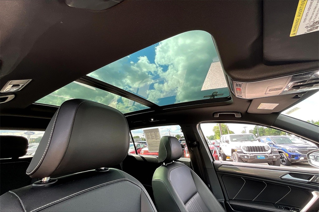 2022 Volkswagen Tiguan 2.0T SE R-Line Black - Photo 21