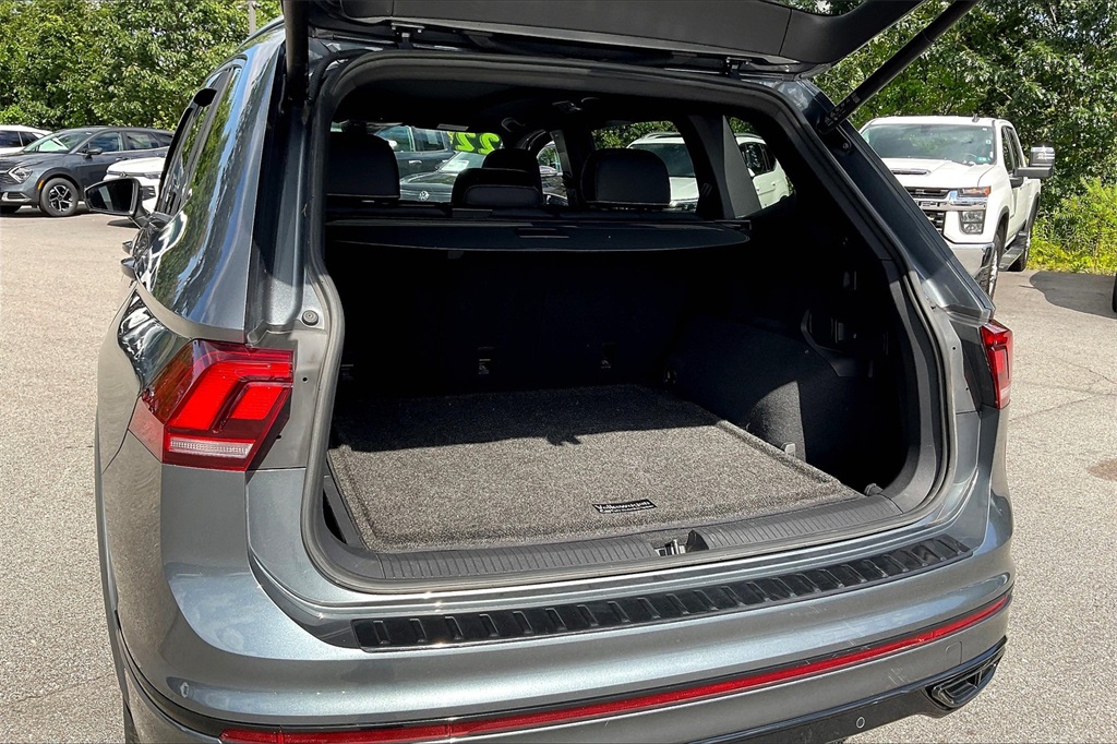 2022 Volkswagen Tiguan 2.0T SE R-Line Black - Photo 34